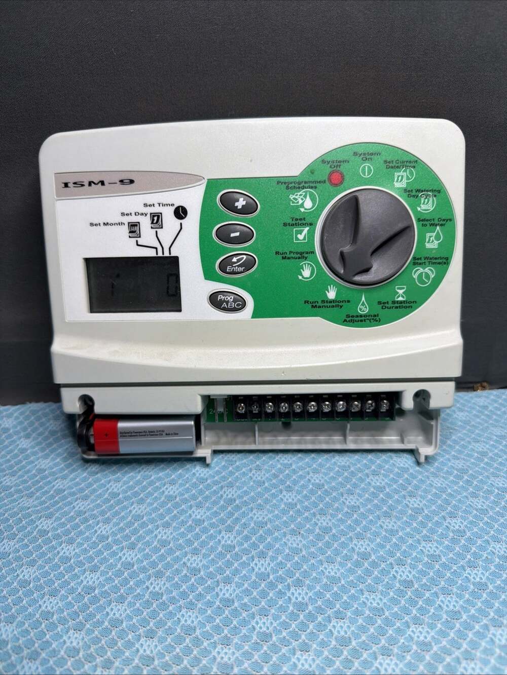 Rain Bird ISM-9 Automatic 9-Value Sprinkler Timer 3-Program Missing Bottom Cover
